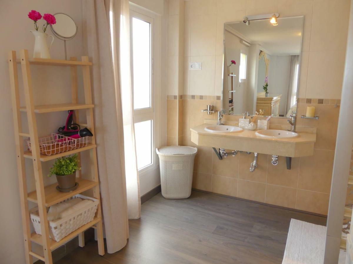 Duplex La Carihuela 1ª Linea De Playa Apartamento Costa Del Sol Торемолинос Екстериор снимка