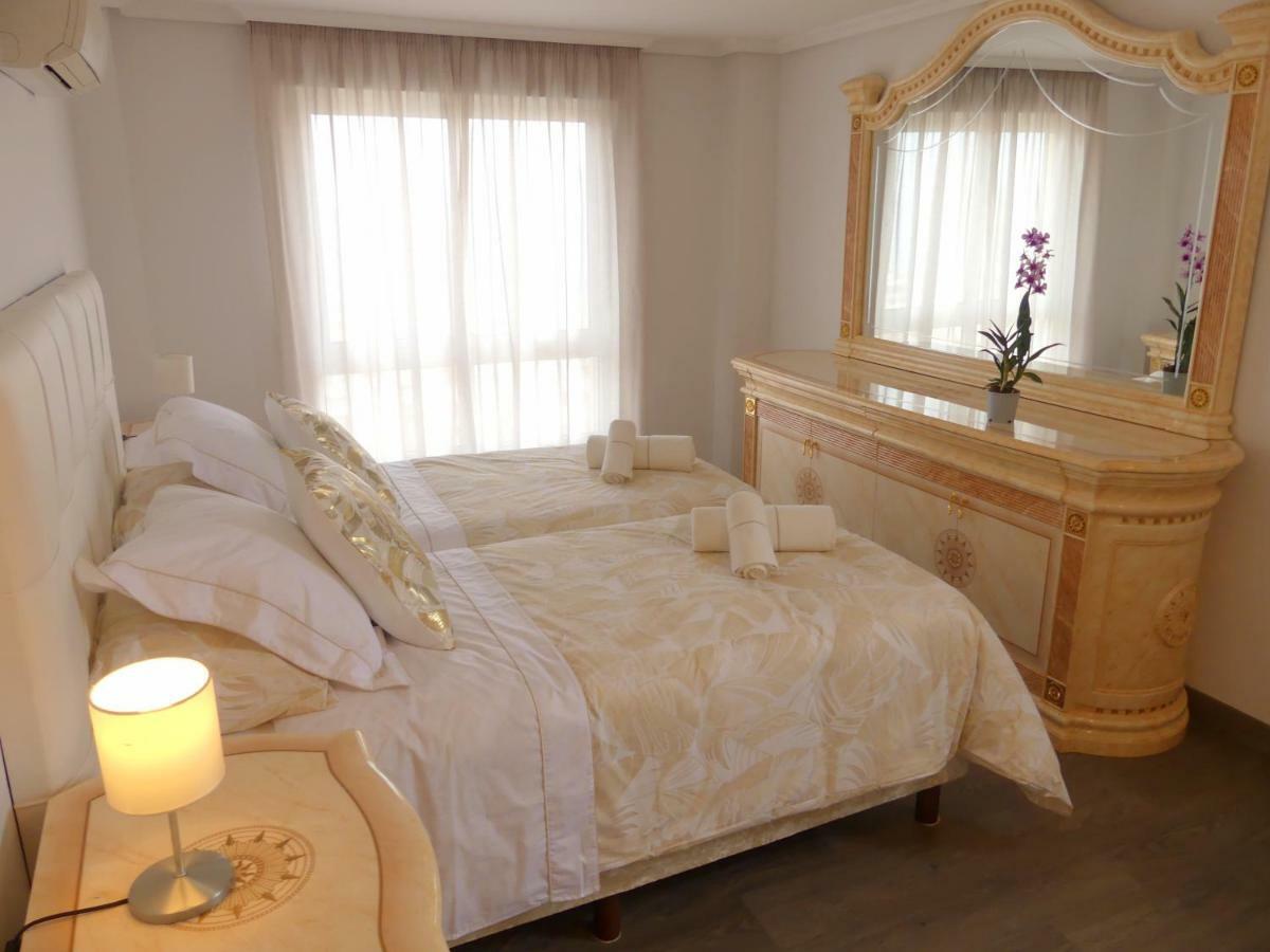 Duplex La Carihuela 1ª Linea De Playa Apartamento Costa Del Sol Торемолинос Екстериор снимка