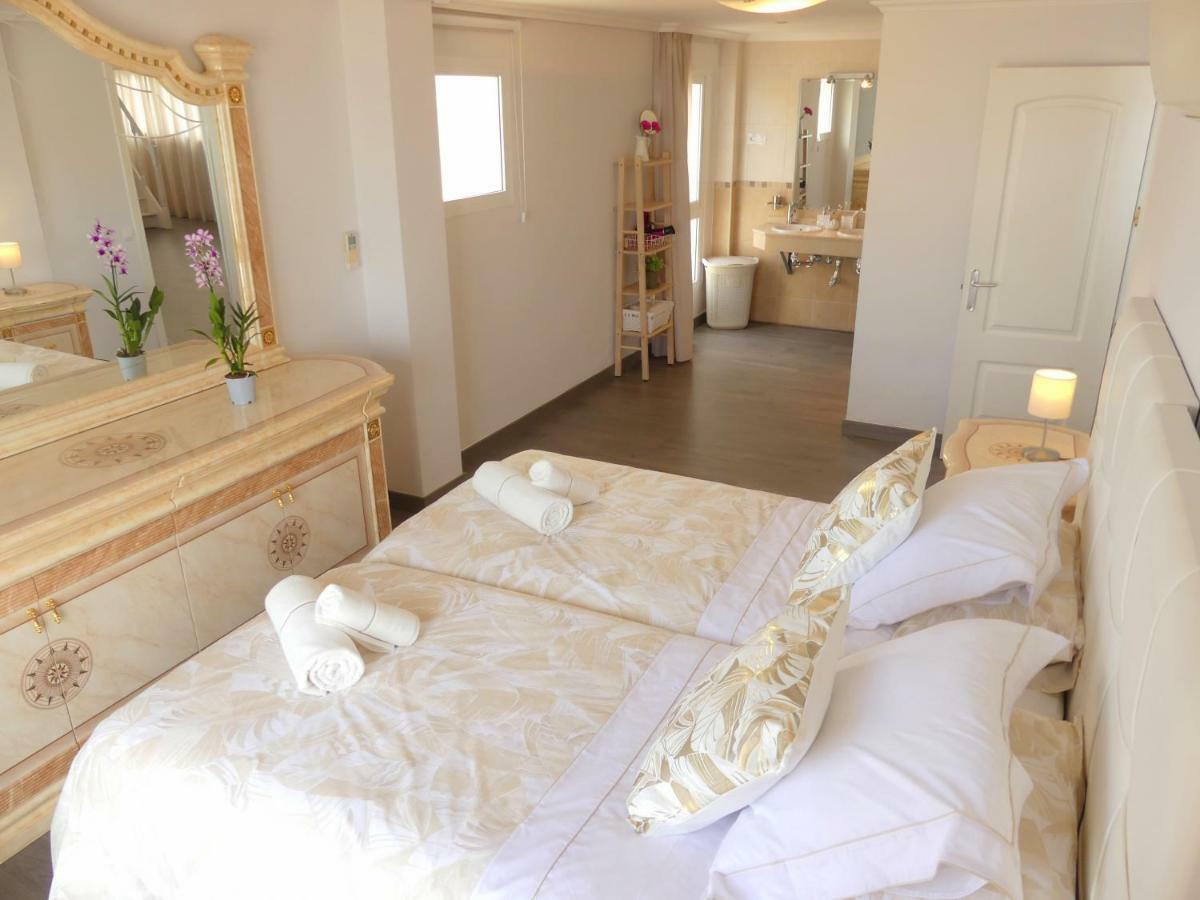 Duplex La Carihuela 1ª Linea De Playa Apartamento Costa Del Sol Торемолинос Екстериор снимка